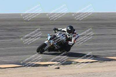 media/Oct-13-2025-Moto Forza (Mon) [[a66d839500]]/4-C Group/Session 2 (Bowl)/